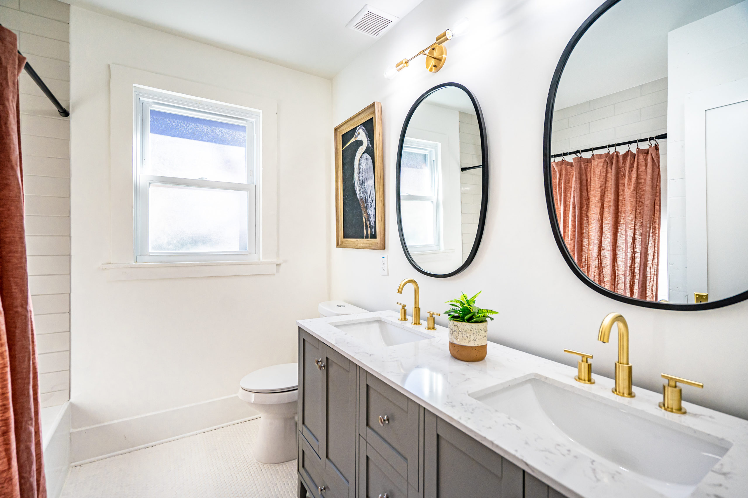 texas_peach_living_hollywood_bathroom_remodel_mirrors-scaled